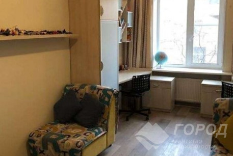 Продам 3-х кімнатну квартиру, ХТЗ, ХТЗ метро, Код: 814316/1