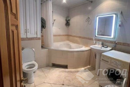 Продам 4-х кімнатну квартиру, Алексеевка, Алексеевская метро, Код: 814350/1