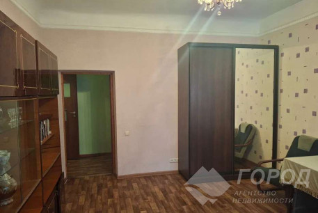 Продам 2-х кімнатну квартиру, ХТЗ, Пролетарская метро (Индустриальная), Код: 814351/1