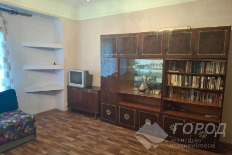 Продам 2-х кімнатну квартиру, ХТЗ, Пролетарская метро (Индустриальная), Код: 814351/1