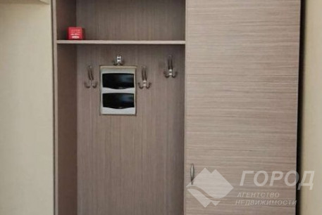 Продам 3-х кімнатну квартиру, Центральный рынок, Центральный Рынок метро, Код: 814360/1