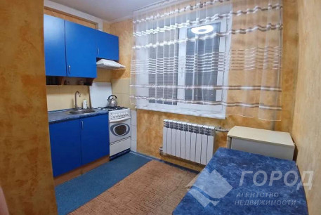 Продам 2-х кімнатну квартиру, Рогань, Солнечный, Код: 814412/1