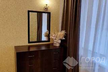 Продам 2-х кімнатну квартиру, Центр, Код: 814491/1