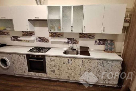 Продам 2-х кімнатну квартиру, Центр, Код: 814491/1