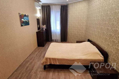 Продам 2-х кімнатну квартиру, Центр, Код: 814491/1