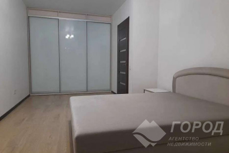 Продам 1-кімнатну квартиру в новобудові, ХТЗ, ХТЗ метро, Код: 814493/1