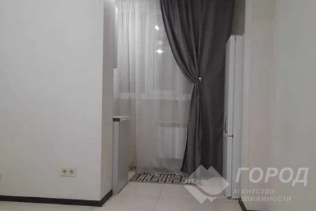 Продам 1-кімнатну квартиру в новобудові, ХТЗ, ХТЗ метро, Код: 814493/1