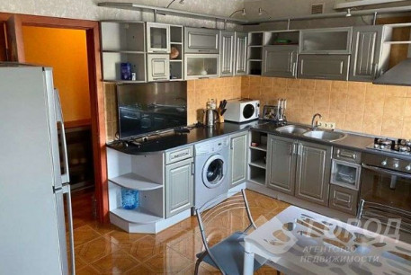 Продам 3-х кімнатну квартиру, Гагарина проспект, Защитников Украины метро (Площадь Восстания), Код: 814514/1