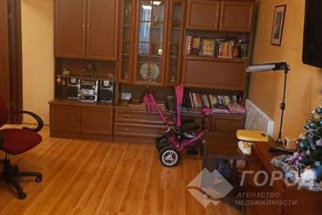 Продам 2-х кімнатну квартиру, Сосновая Горка, Научная метро, Код: 814571/1