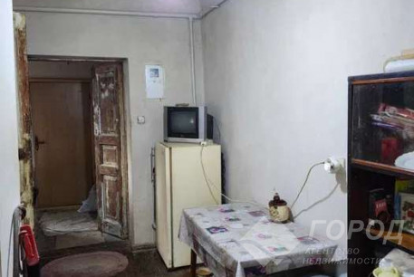 Продам 1-кімнатну квартиру, Центральный рынок, Код: 814620/1