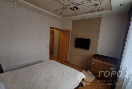 Продам 2-х кімнатну квартиру, Новые дома, Маршала Жукова метро (Дворец спорта), Код: 814662/1