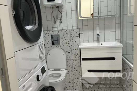 Продам 1-кімнатну квартиру в новобудові, Центральный рынок, Центральный Рынок метро, Код: 814667/1