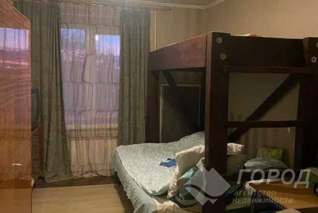 Продам 4-х кімнатну квартиру, Дергачевский р-н, Подворки (Дергачевский район), Код: 814680/1