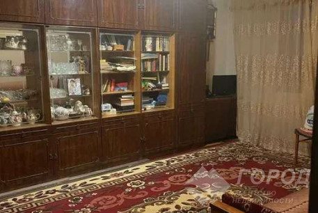 Продам 4-х кімнатну квартиру, Дергачевский р-н, Подворки (Дергачевский район), Код: 814680/1