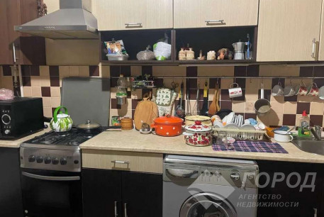 Продам 4-х кімнатну квартиру, Дергачевский р-н, Подворки (Дергачевский район), Код: 814680/1