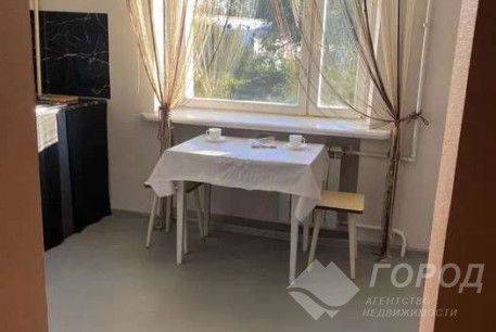 Продам 1-кімнатну квартиру, Дергачевский р-н, Подворки (Дергачевский район), Код: 814685/1