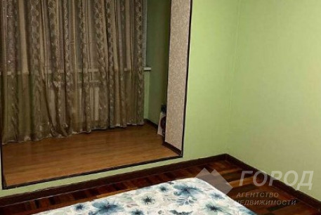 Продам 3-х кімнатну квартиру, Гагарина проспект, Защитников Украины метро (Площадь Восстания), Код: 814711/1