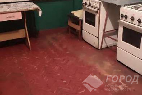 Сдам гостинку, Новые дома, Армейская метро (Советской Армии), Код: 814800/1