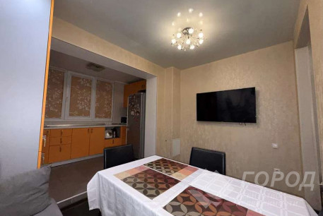 Продам 2-х кімнатну квартиру, Песочин, Код: 814803/1