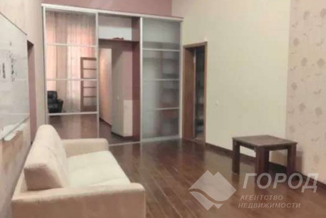 Сдам 4-х кімнатну квартиру, Центральный рынок, Центральный Рынок метро, Код: 814851/1