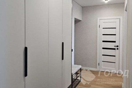 Продам 2-х кімнатну квартиру, ХТЗ, ХТЗ метро, Код: 814862/1