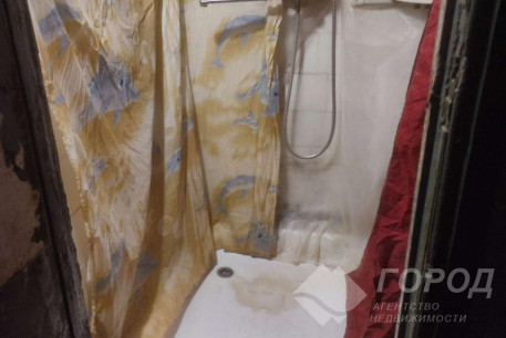 Сдам гостинку, Новые дома, Армейская метро (Советской Армии), Код: 814872/1