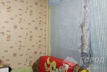 Продам 1-кімнатну квартиру, ХТЗ, Хролы пос., Код: 814882/1