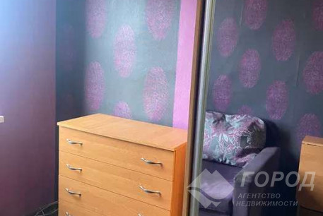 Сдам гостинку, ХТЗ, ХТЗ метро, Код: 814891/1