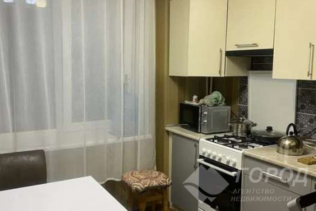 Продам 2-х кімнатну квартиру, Рогань, Докучаевское, Код: 814958/1