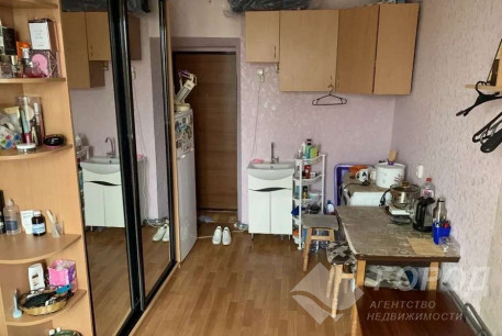 Продам гостинку, ХТЗ, ХТЗ метро, Код: 814959/1