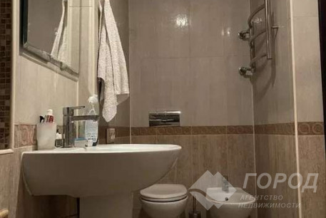 Продам 3-х кімнатну квартиру, Дергачевский р-н, Солоницевка пгт., Код: 814977/1