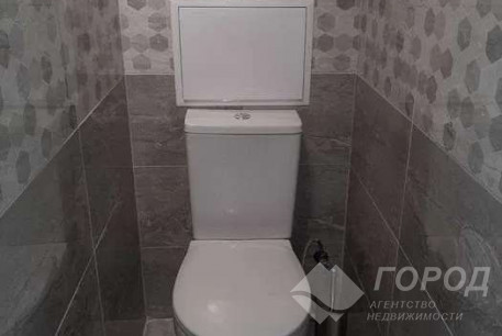 Продам 3-х кімнатну квартиру, ХТЗ, Хролы пос., Код: 814984/1