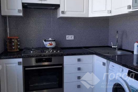 Продам 3-х кімнатну квартиру, ХТЗ, Хролы пос., Код: 814984/1