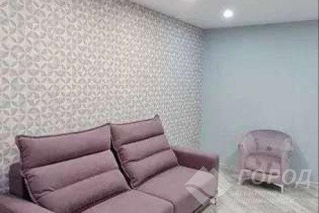 Продам 3-х кімнатну квартиру, ХТЗ, Хролы пос., Код: 814984/1