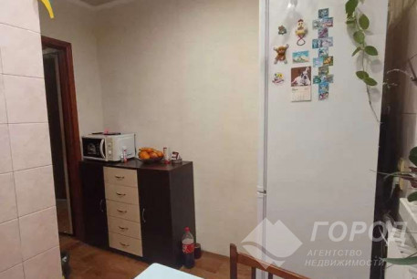 Продам 1-кімнатну квартиру, ХТЗ, Хролы пос., Код: 815001/1