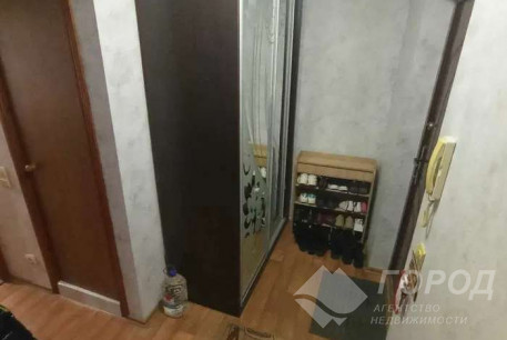 Продам 1-кімнатну квартиру, ХТЗ, Хролы пос., Код: 815001/1