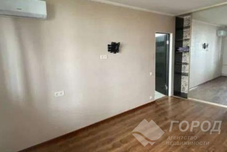 Продам 1-кімнатну квартиру, Салтовский, Код: 815010/1