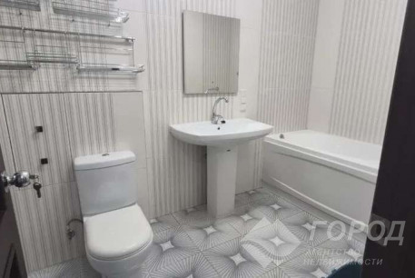 Продам 2-х кімнатну квартиру, Алексеевка, Код: 815012/2