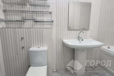 Продам 2-х кімнатну квартиру, Алексеевка, Код: 815012/2