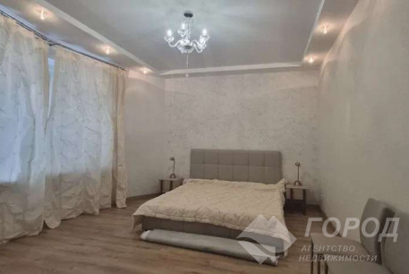 Продам 2-х кімнатну квартиру, Алексеевка, Код: 815012/2