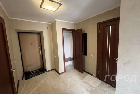 Продам 1-кімнатну квартиру, Гагарина проспект, Защитников Украины метро (Площадь Восстания), Код: 815017/2