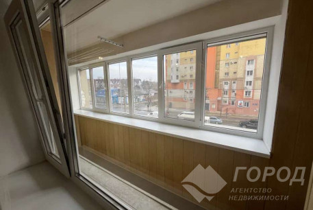 Продам 1-кімнатну квартиру, Гагарина проспект, Защитников Украины метро (Площадь Восстания), Код: 815017/2