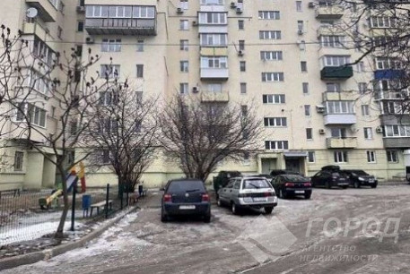 Продам 3-х кімнатну квартиру, Аэропорт, Код: 815030/1