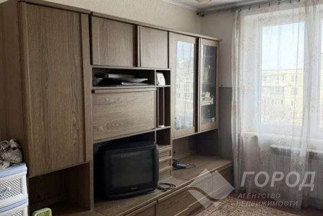 Сдам 3-х кімнатну квартиру, Рогань, Код: 815051/1