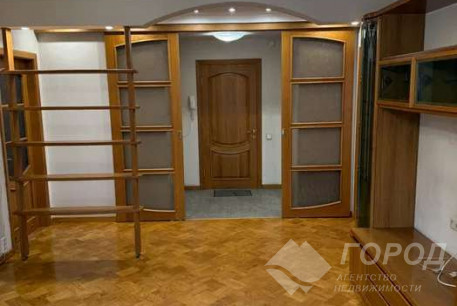Продам 2-х кімнатну квартиру, Сосновая Горка, Научная метро, Код: 815058/1