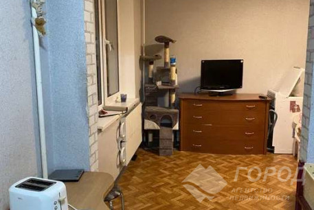 Продам 4-х кімнатну квартиру, Алексеевка, Код: 815063/1