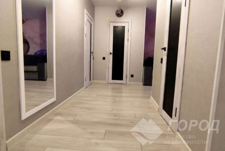 Продам 4-х кімнатну квартиру, ХТЗ, Масельского метро, Код: 815067/1