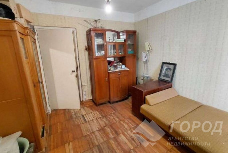 Продам 3-х кімнатну квартиру, ХТЗ, Пролетарская метро (Индустриальная), Код: 815112/1