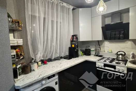 Продам 3-х кімнатну квартиру, Дергачевский р-н, Солоницевка пгт., Код: 815123/1