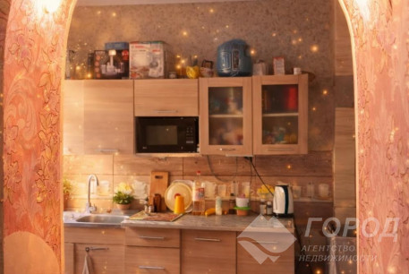 Продам 2-х кімнатну квартиру, Харьковский р-н, Травневое (Харьковский район), Код: 815189/1